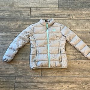 Girls north face jacket size 14-16 could also fit women’s small.